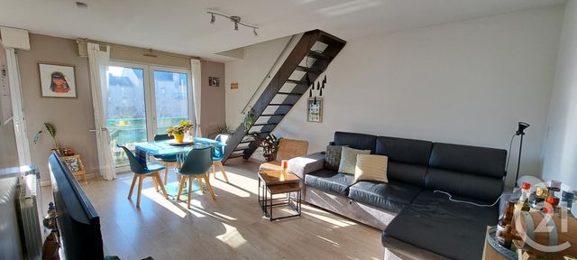 Appartement Duplex à vendre - 2 pièces - 51.1 m2 - ST SEBASTIEN SUR LOIRE - 44 - PAYS-DE-LOIRE - Century 21 By Ouest