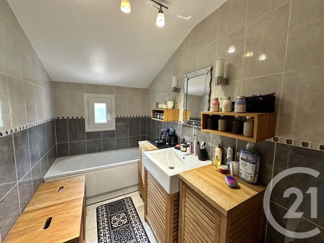 maison à vendre - 4 pièces - 71.91 m2 - ST SEBASTIEN SUR LOIRE - 44 - PAYS-DE-LOIRE - Century 21 By Ouest