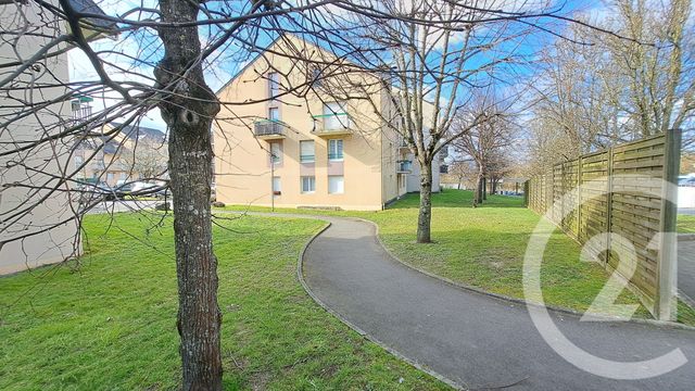 Appartement Duplex à vendre - 3 pièces - 71.38 m2 - ST SEBASTIEN SUR LOIRE - 44 - PAYS-DE-LOIRE - Century 21 By Ouest