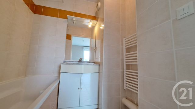 Appartement F2 à vendre - 2 pièces - 38.95 m2 - ST SEBASTIEN SUR LOIRE - 44 - PAYS-DE-LOIRE - Century 21 By Ouest