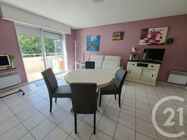 Appartement F3 à vendre - 3 pièces - 59.59 m2 - REZE - 44 - PAYS-DE-LOIRE - Century 21 By Ouest