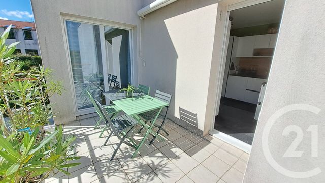 Appartement F4 à vendre - 4 pièces - 103.01 m2 - ST SEBASTIEN SUR LOIRE - 44 - PAYS-DE-LOIRE - Century 21 By Ouest
