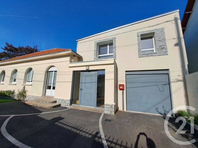 maison à vendre - 8 pièces - 161.0 m2 - ST SEBASTIEN SUR LOIRE - 44 - PAYS-DE-LOIRE - Century 21 By Ouest