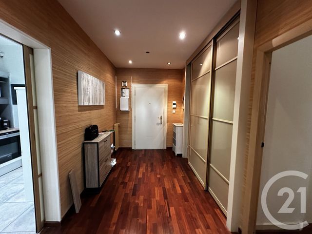 Appartement F5 à vendre - 5 pièces - 124.41 m2 - ST SEBASTIEN SUR LOIRE - 44 - PAYS-DE-LOIRE - Century 21 By Ouest