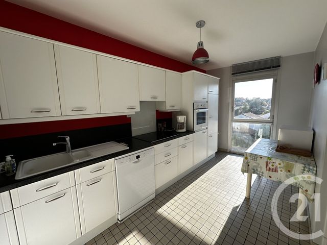 Appartement F3 à vendre - 3 pièces - 84.11 m2 - ST SEBASTIEN SUR LOIRE - 44 - PAYS-DE-LOIRE - Century 21 By Ouest