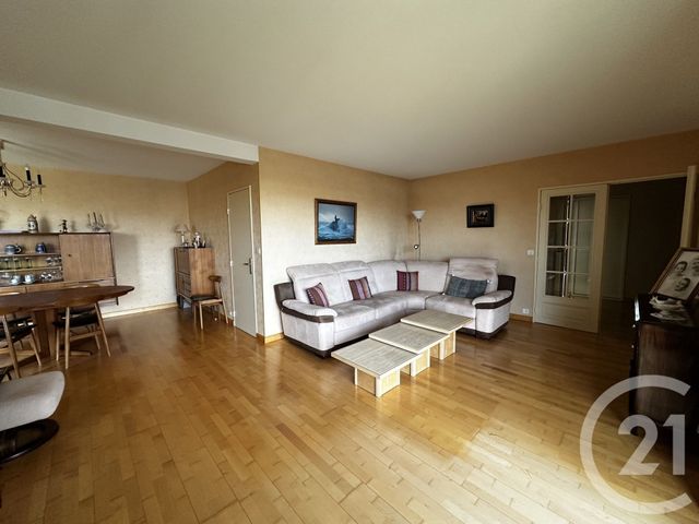 Appartement F3 à vendre - 3 pièces - 84.11 m2 - ST SEBASTIEN SUR LOIRE - 44 - PAYS-DE-LOIRE - Century 21 By Ouest