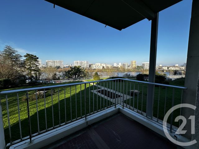 Appartement F3 à vendre - 3 pièces - 73.69 m2 - ST SEBASTIEN SUR LOIRE - 44 - PAYS-DE-LOIRE - Century 21 By Ouest